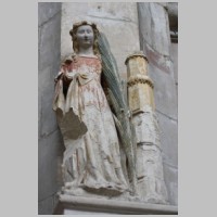 Collégiale Notre-Dame de Poissy, photo Reinhardhauke, Wikipedia, Sainte Barbe.JPG